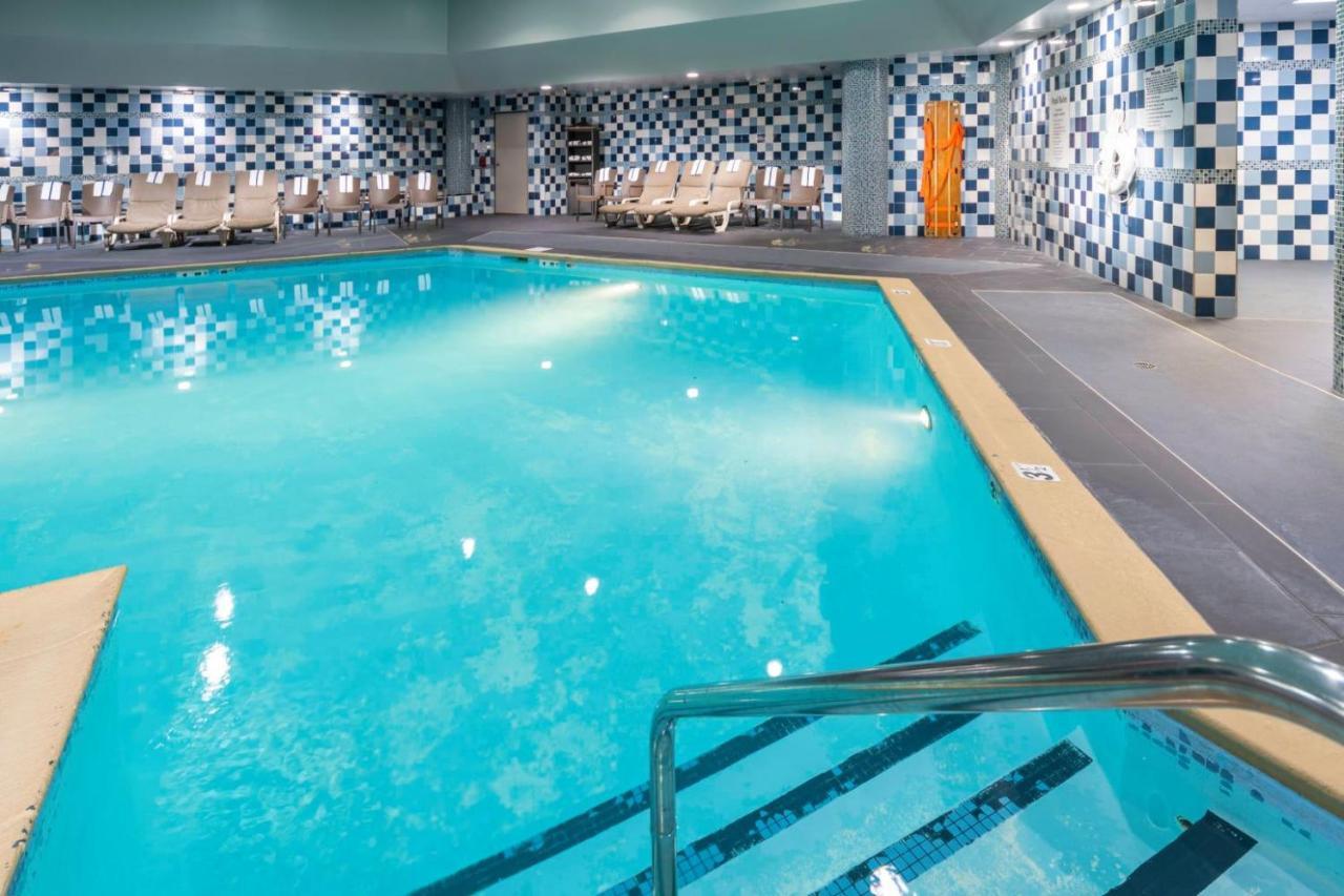 Holiday Inn Louisville East - Hurstbourne By Ihg Εξωτερικό φωτογραφία