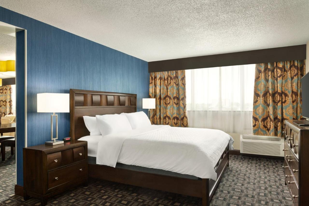 Holiday Inn Louisville East - Hurstbourne By Ihg Εξωτερικό φωτογραφία