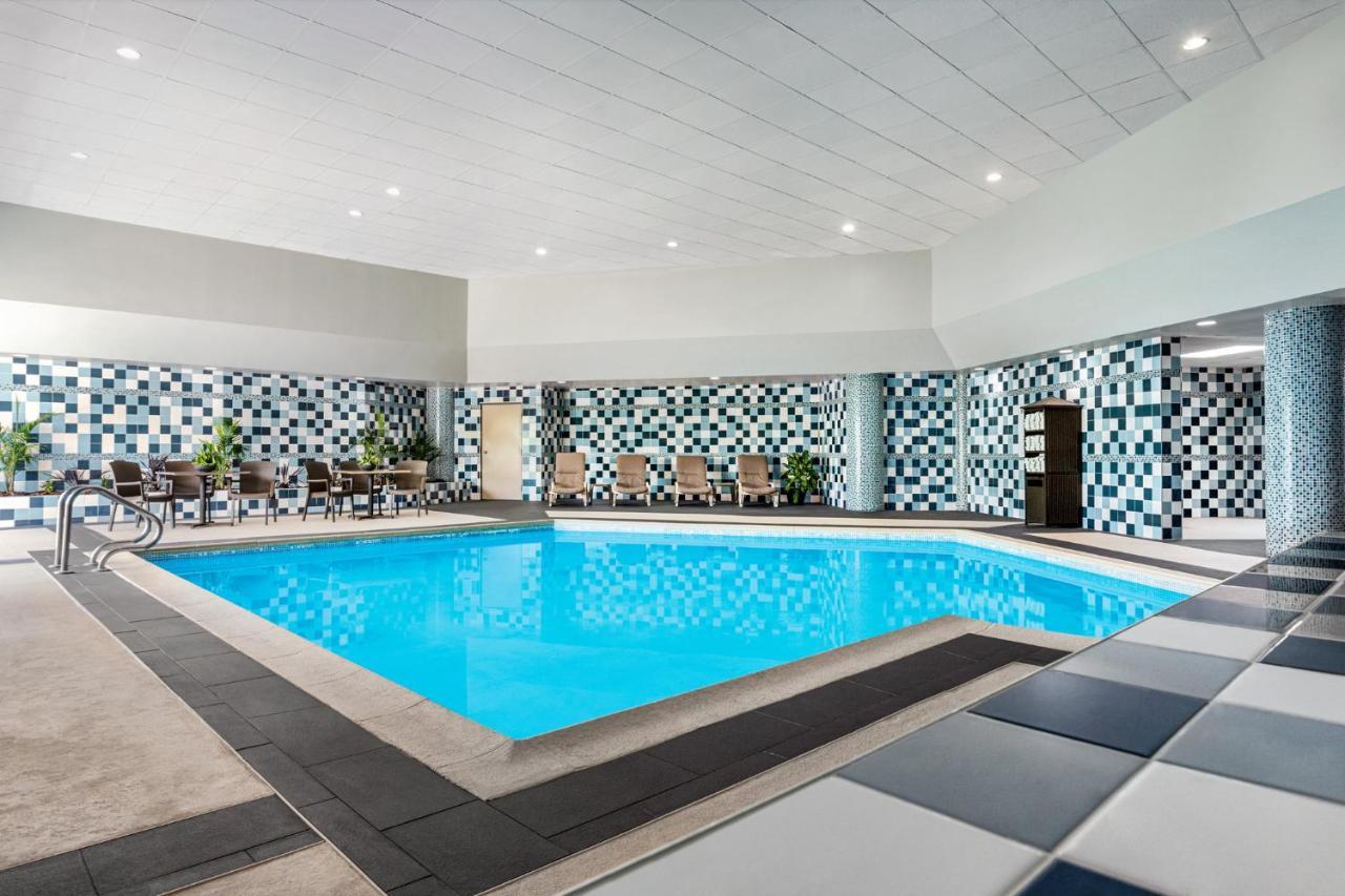Holiday Inn Louisville East - Hurstbourne By Ihg Εξωτερικό φωτογραφία