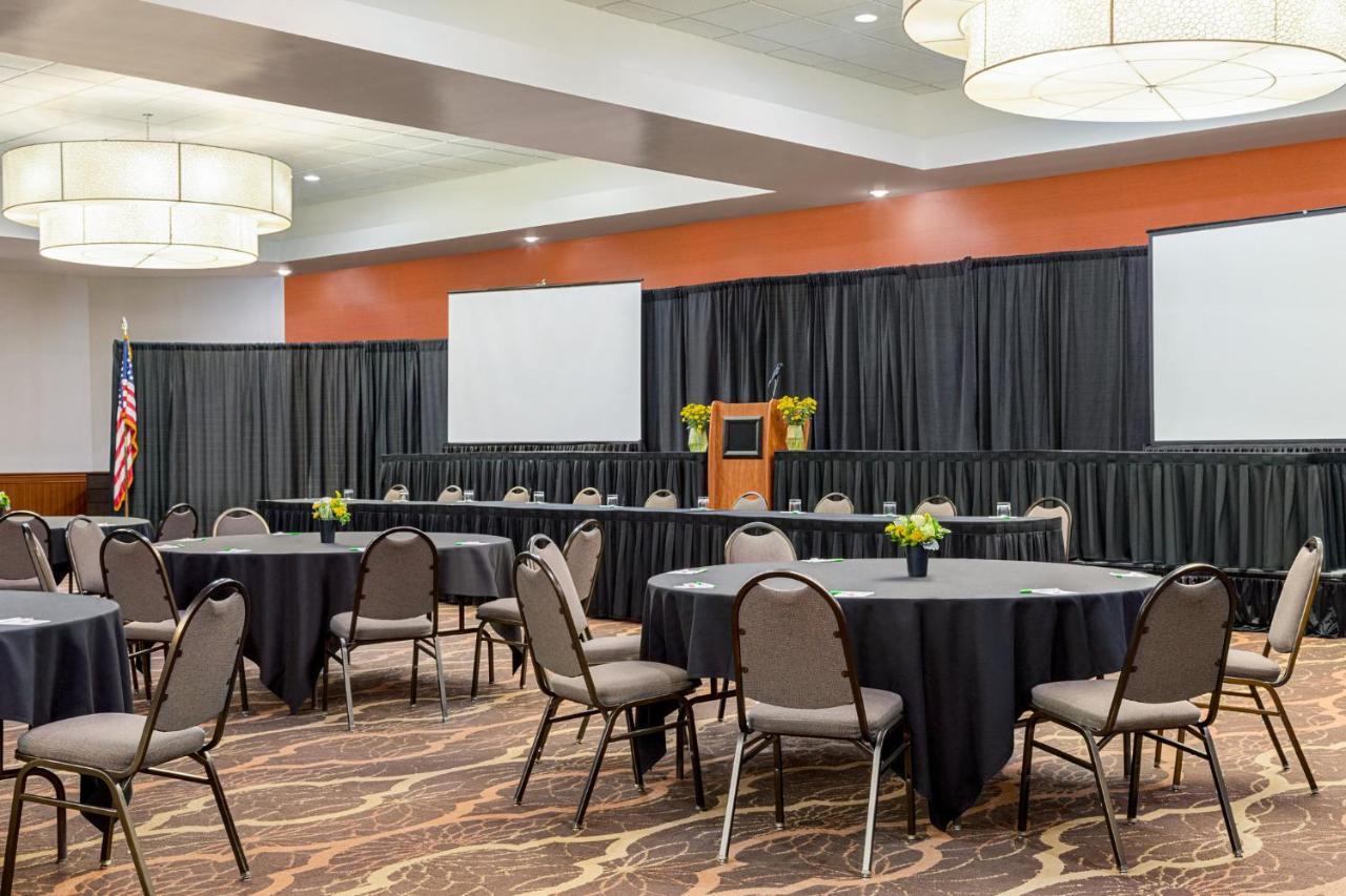 Holiday Inn Louisville East - Hurstbourne By Ihg Εξωτερικό φωτογραφία
