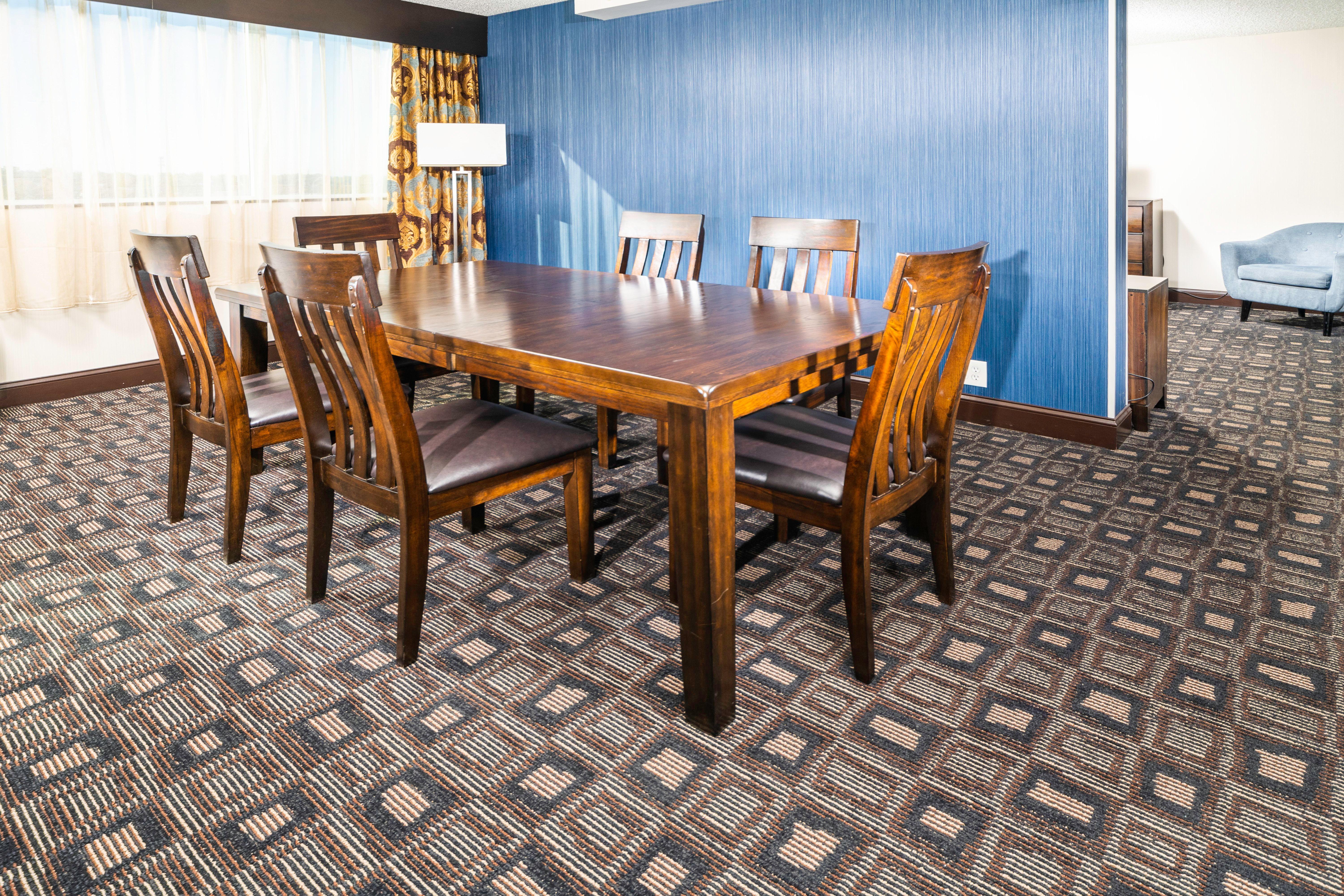 Holiday Inn Louisville East - Hurstbourne By Ihg Εξωτερικό φωτογραφία