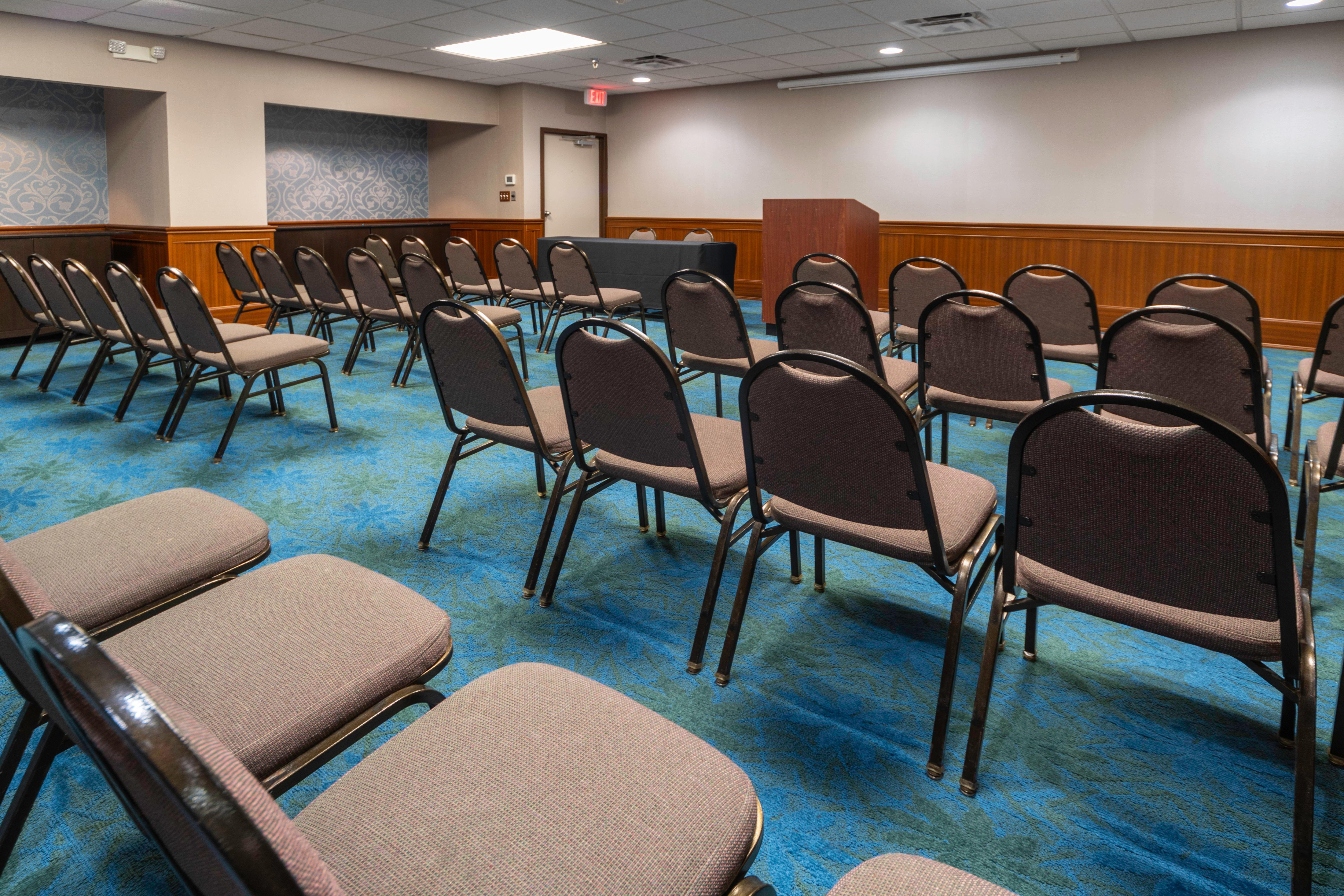 Holiday Inn Louisville East - Hurstbourne By Ihg Εξωτερικό φωτογραφία