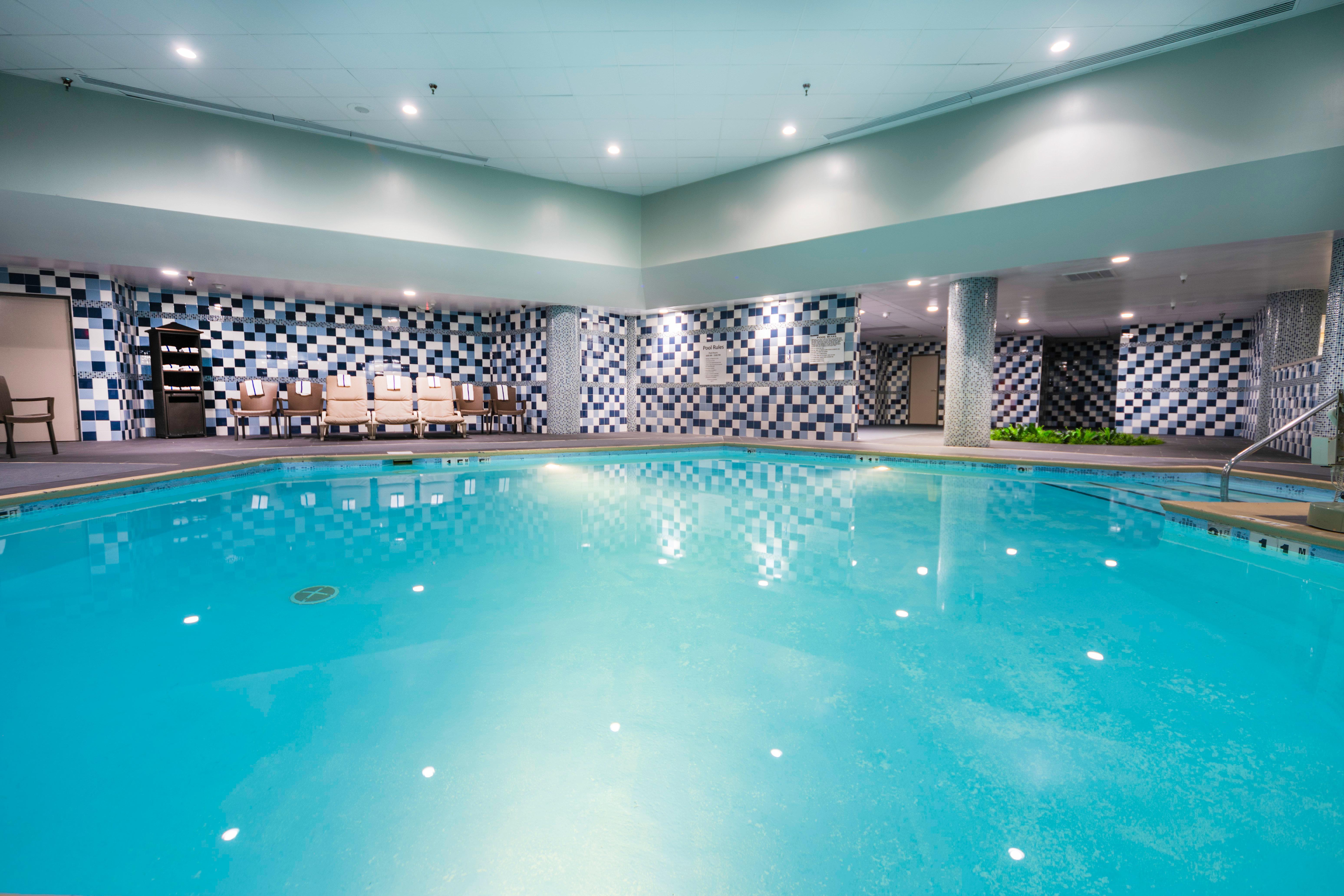 Holiday Inn Louisville East - Hurstbourne By Ihg Εξωτερικό φωτογραφία